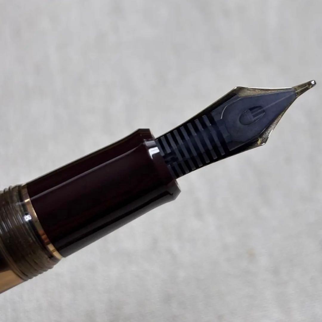 PILOT パイロットCUSTOM カスタム ８２３　14K 585 B太字