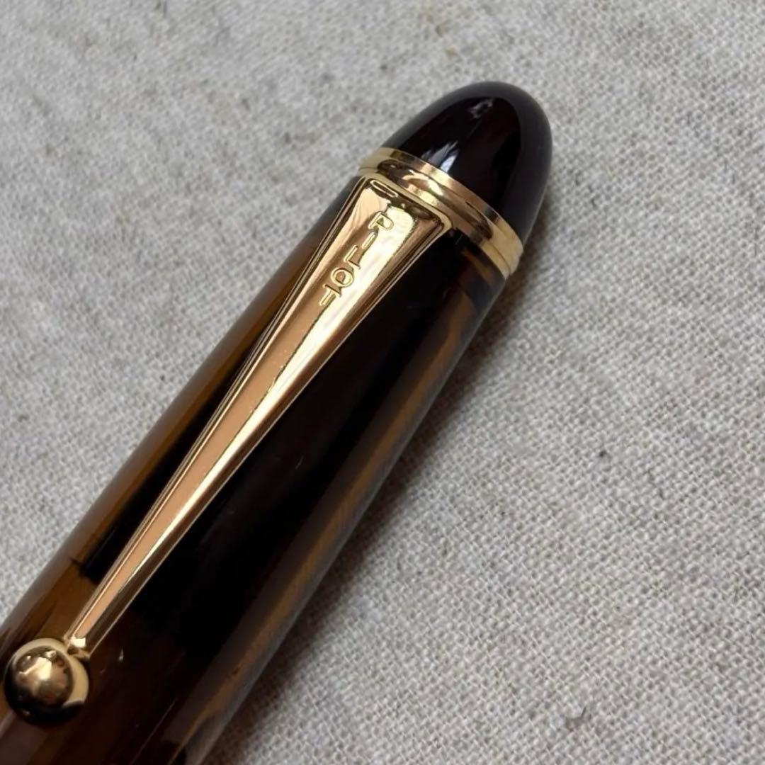 PILOT パイロットCUSTOM カスタム ８２３　14K 585 B太字