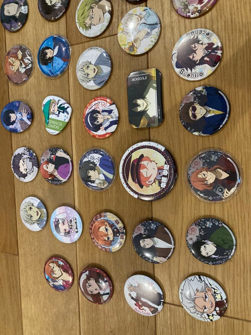 文豪スト　アニメキャラクターアクリルスタンド　ポスター 缶バッジセット