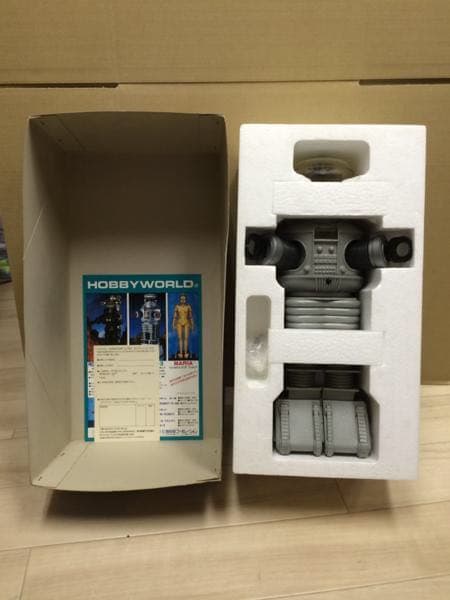 宇宙家族ロビンソン・ロボットYM-3　TALKING FIGURE フライディ