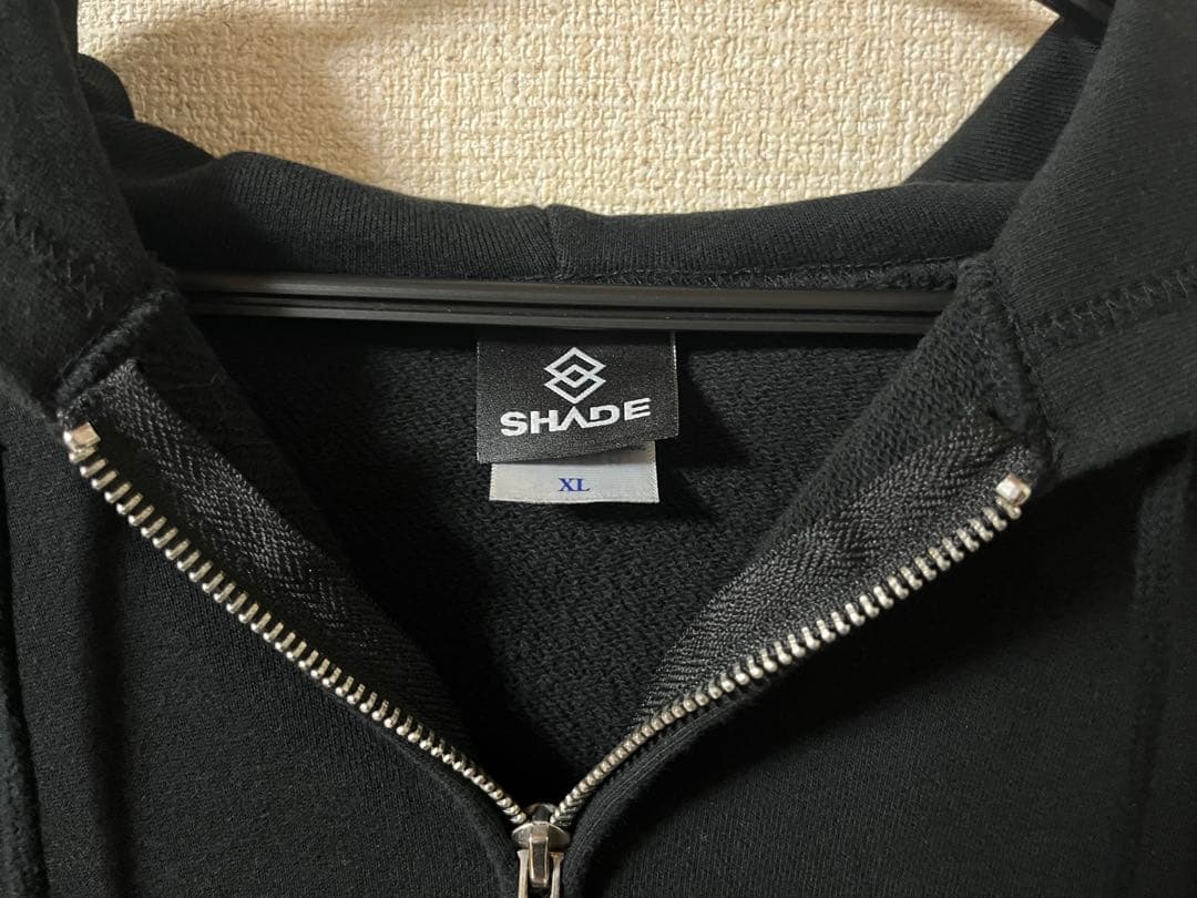 鈴木未来　SHADEパーカー　クリアファイル付