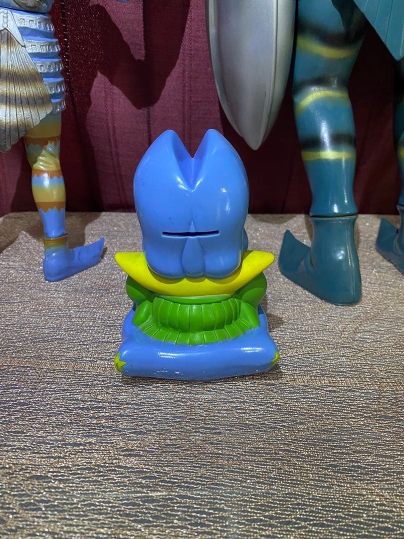 バルタン星人　フィギュア　貯金箱　セット