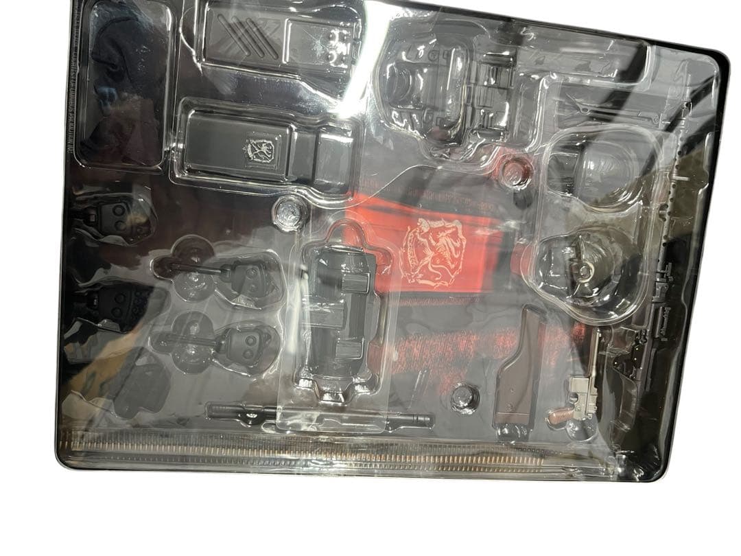 フィギュア　プロテクトギア・小白丸忠一 首都警特機隊突入隊員(92式特殊装甲服)