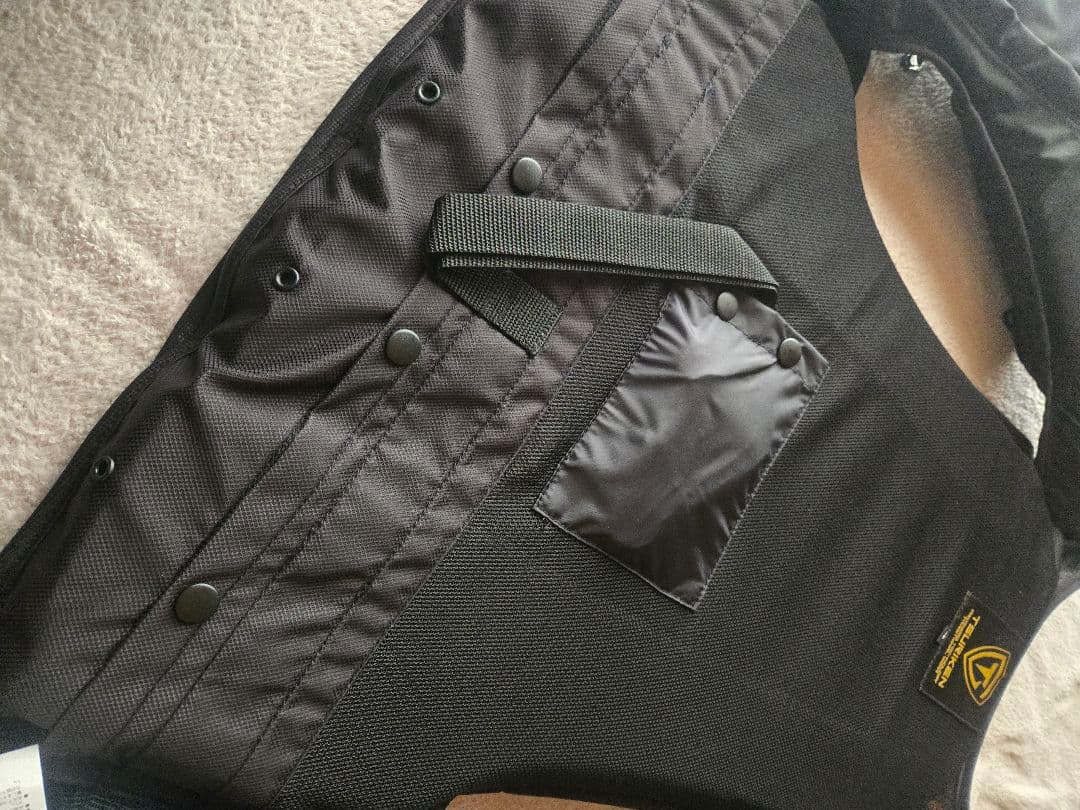 ★【新品】釣研 フローティングベスト　TV222 XL