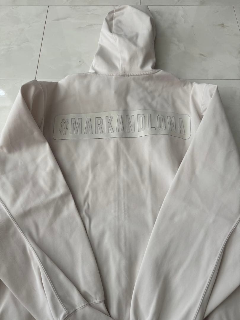 MARK & LONA ジップアップパーカー