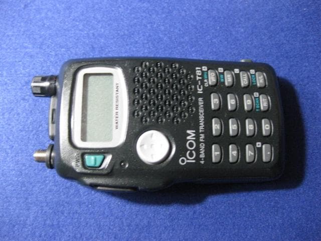 ICOM IC-T81 50/144/430/1200MHz4バンド
