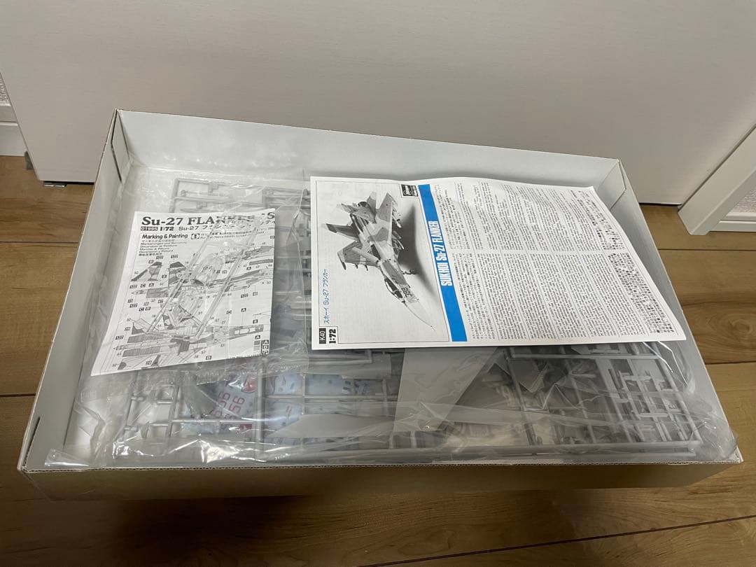 ハセガワ 1/72 Su-27 フランカー シャークティース