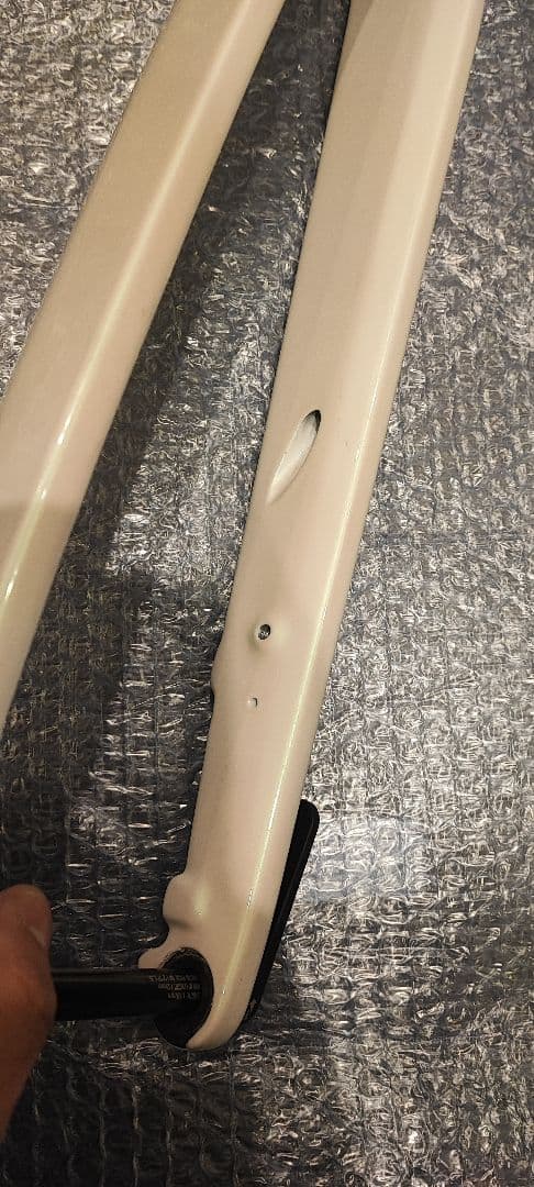 ロードバイク用カーボンフォーク フラットマウントディスクブレーキ