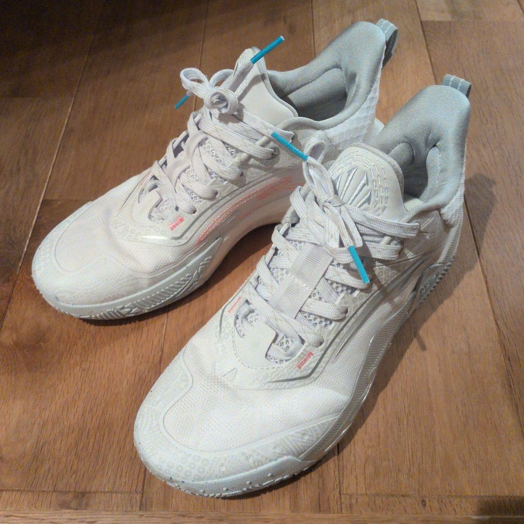 カイリー アンタ ANTA Kai 1ホワイト バスケットボールシューズ