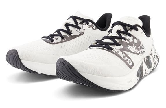 ニューバランス フューエルセルレベル FuelCell Rebel 26.5