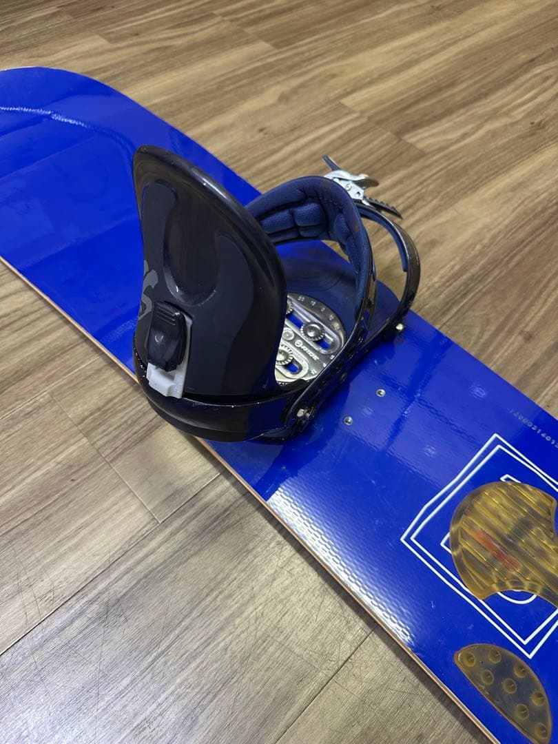 スノーボード TRICKBOARDS 138cmビンディング　S/M？