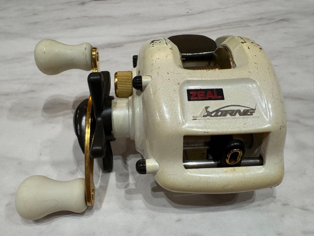 ZEAL イクシオーネ　カオリ