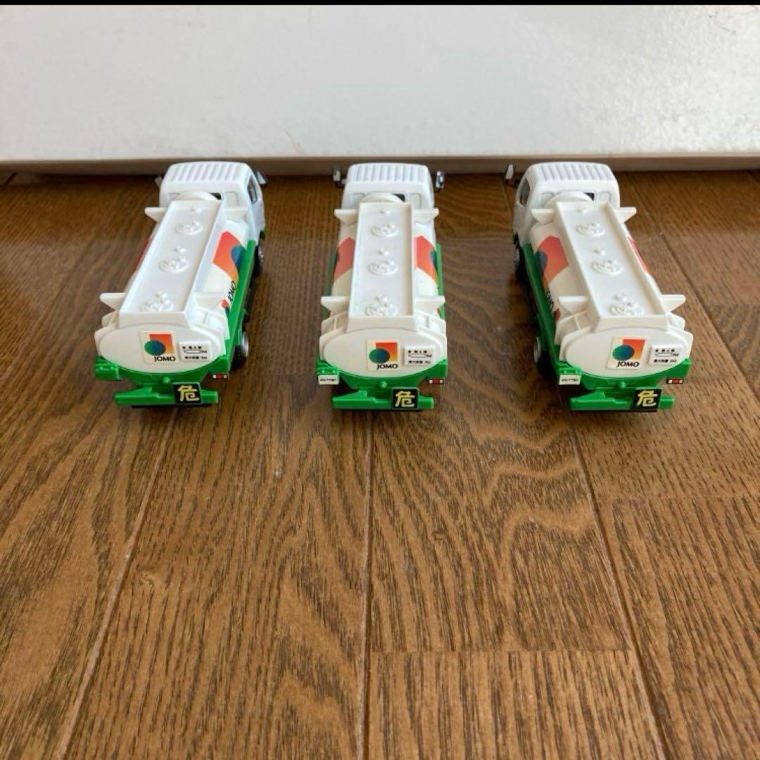 日野デュトロ　JOMOタンクローリー　3台