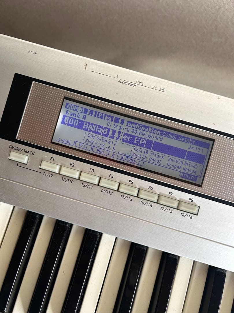 ボ*ト様 KORG Triton Le 61鍵 音楽ワークステーション