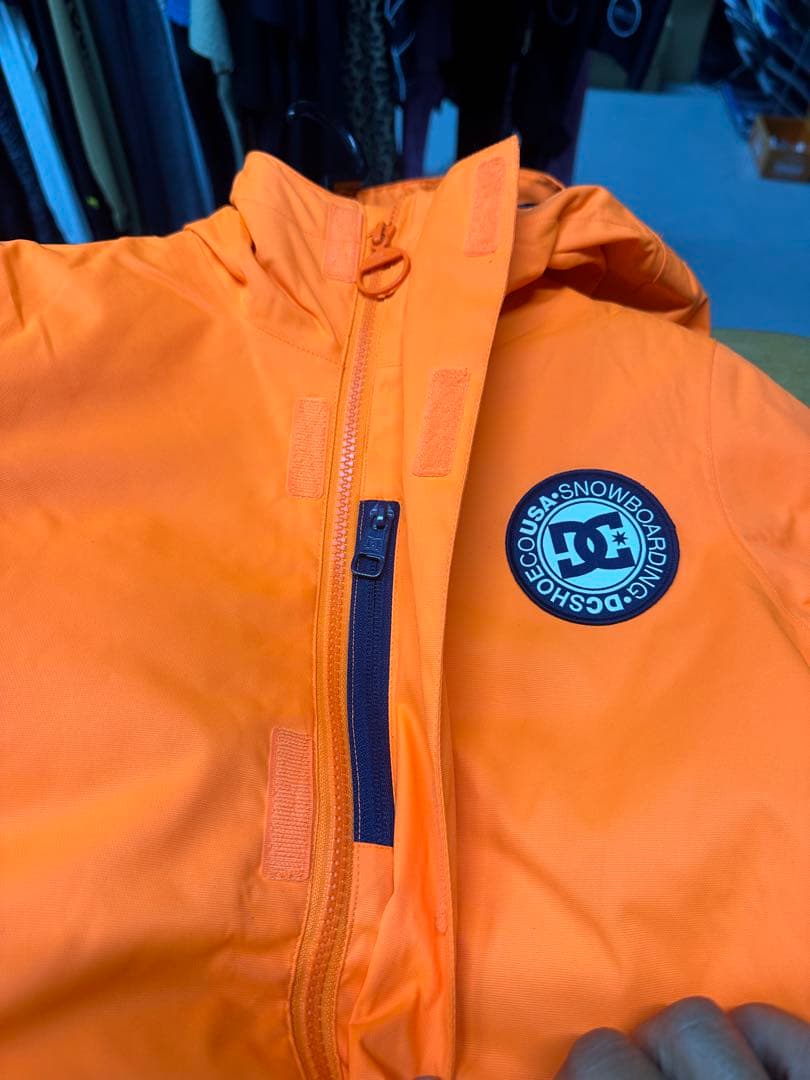 DC  kids 130cmサイズ　新品　展示品セール型落ち　かっこいい