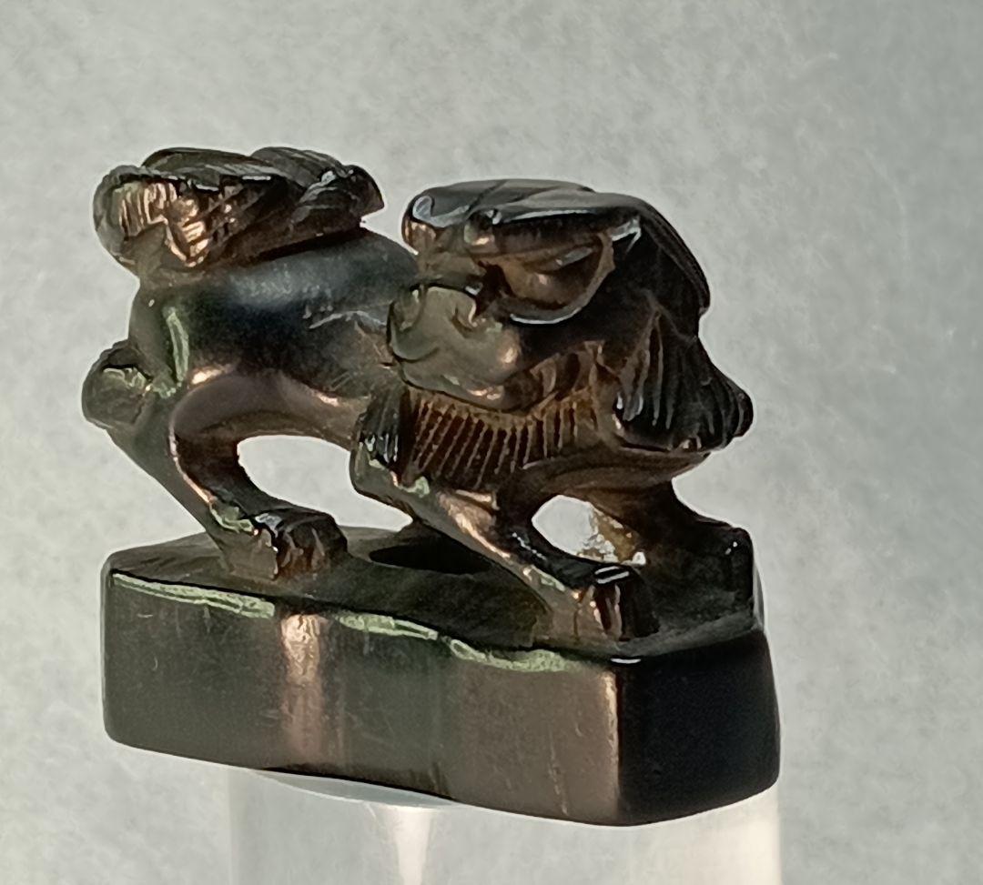 江戸時代 「狛犬 」根付 海松 または 黒柿彫