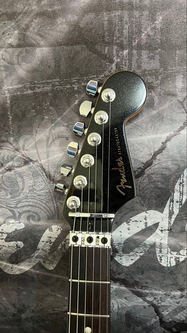 ギター FENDER American Ultra Luxe Stratocaster