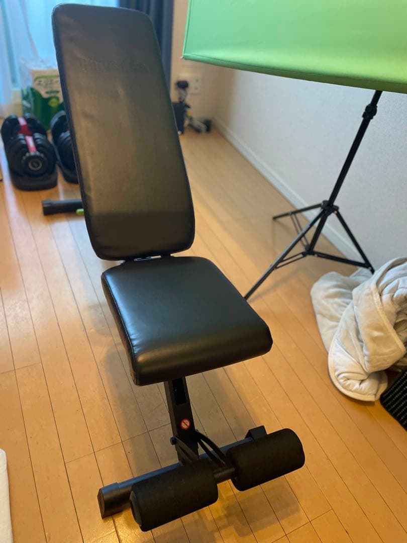 トレーニングベンチ（ベンチプレスなどに最適）