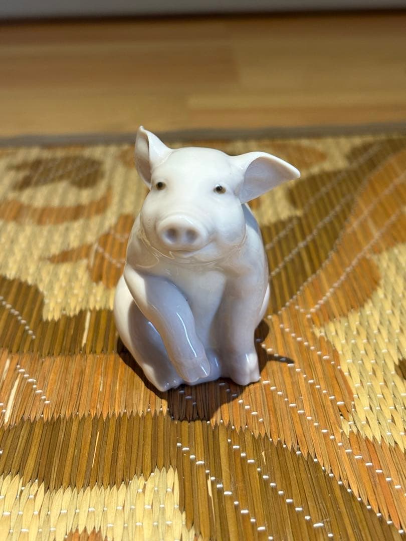 【LLADRO】幸運のブタ　絶版品　専用箱付き