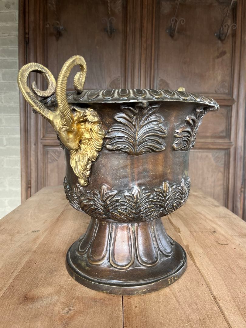 フランス製ブロンズ装飾花瓶　非常に希少
