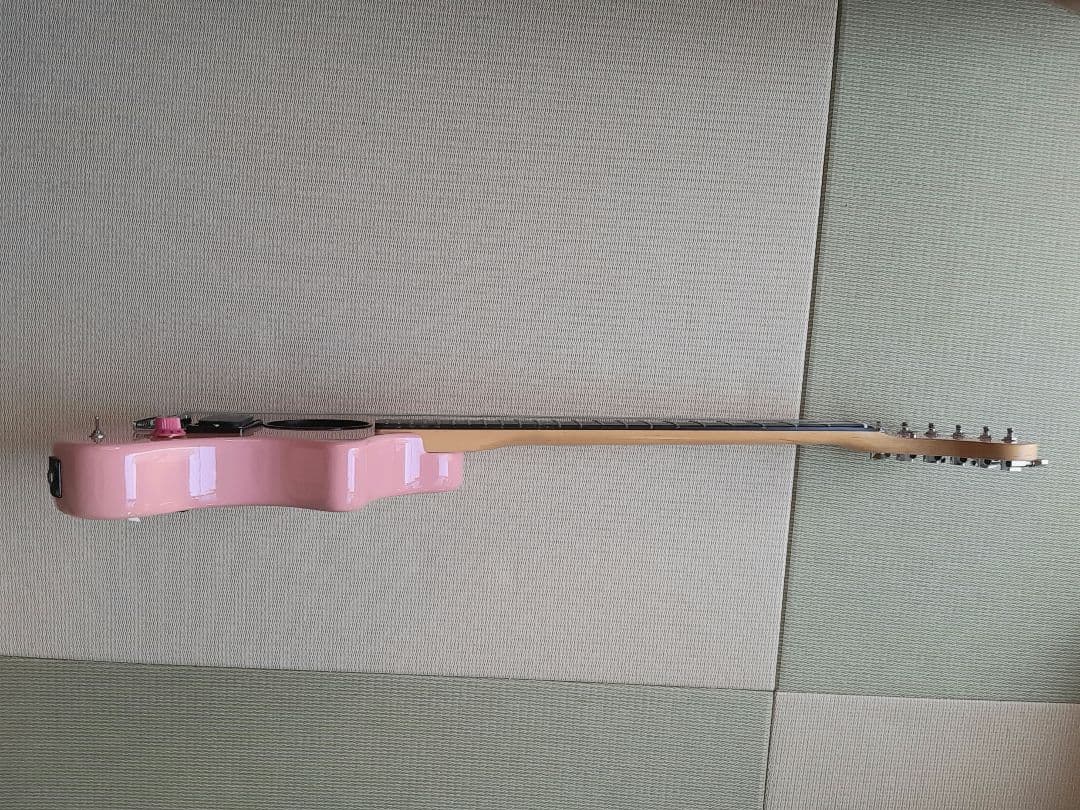 フェルナンデスZO-3 ピンク エレキギター スピーカー内蔵