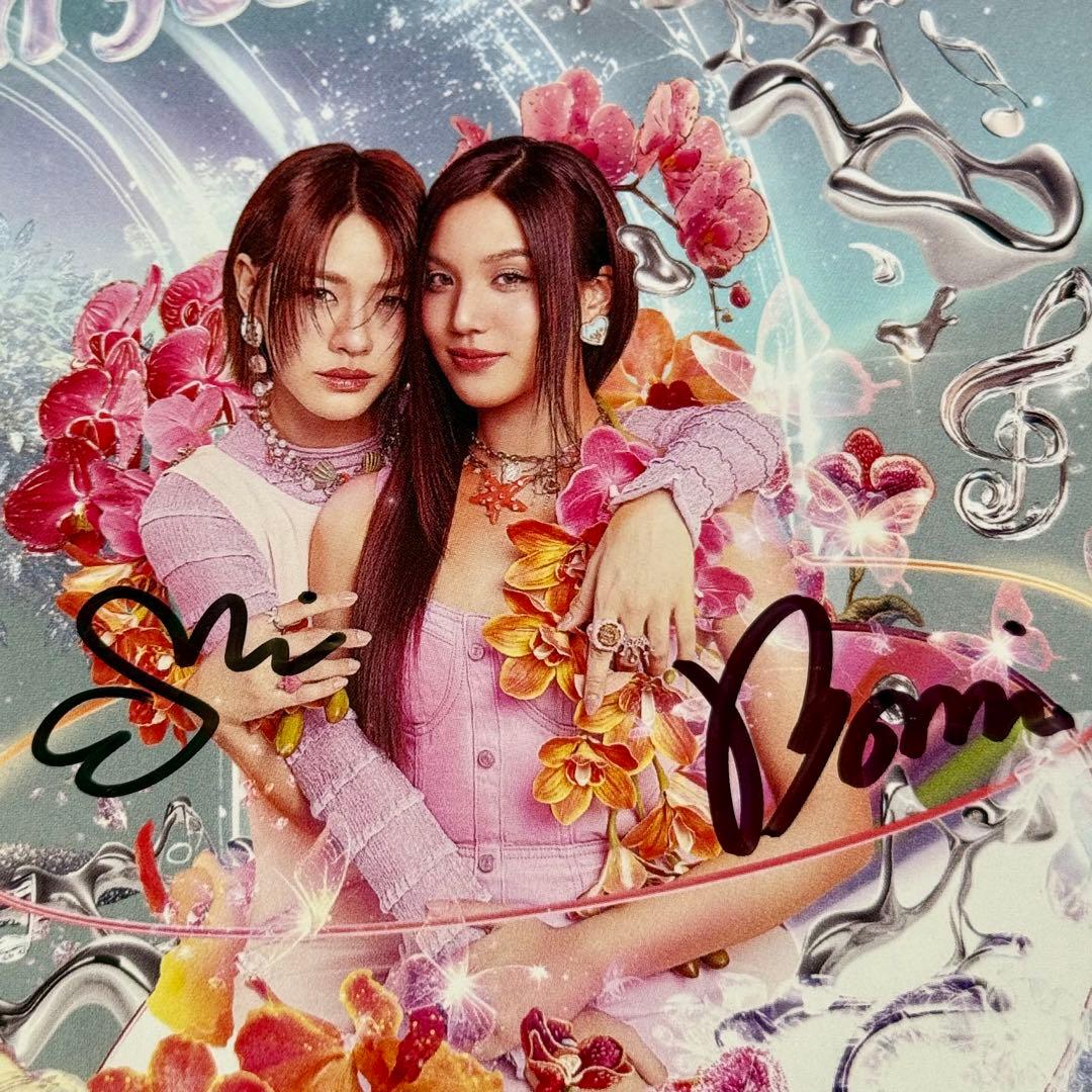 Blush Blossom Fan Fest サインポスター1枚