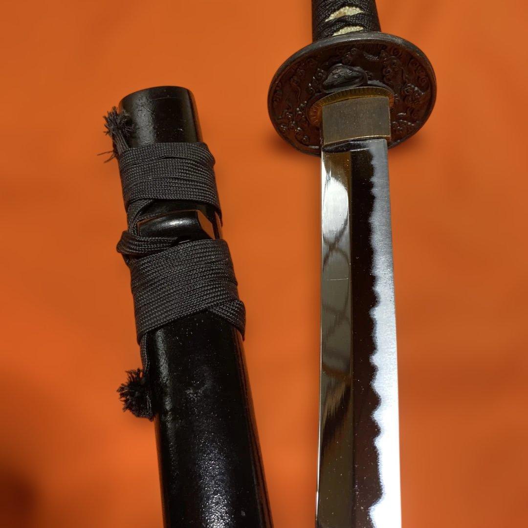 割安模造刀 黒柄 雲龍楕円鍔 黒呂鞘