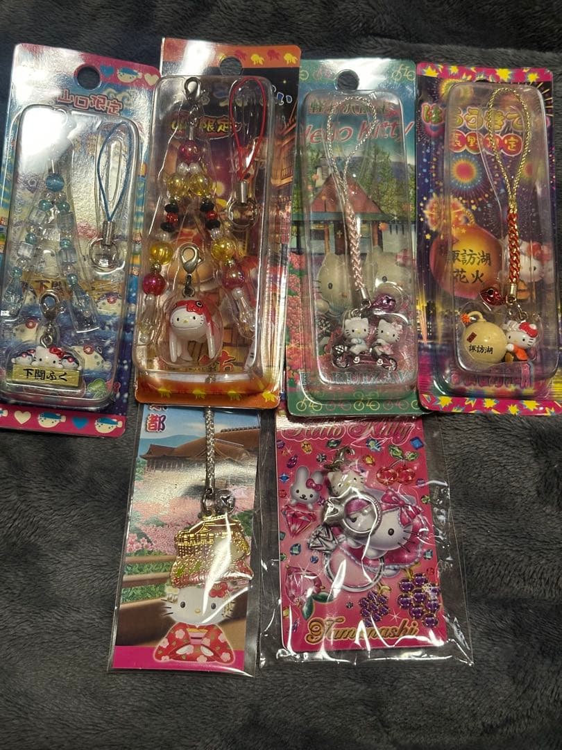 ハローキティ ご当地ストラップまとめ売り