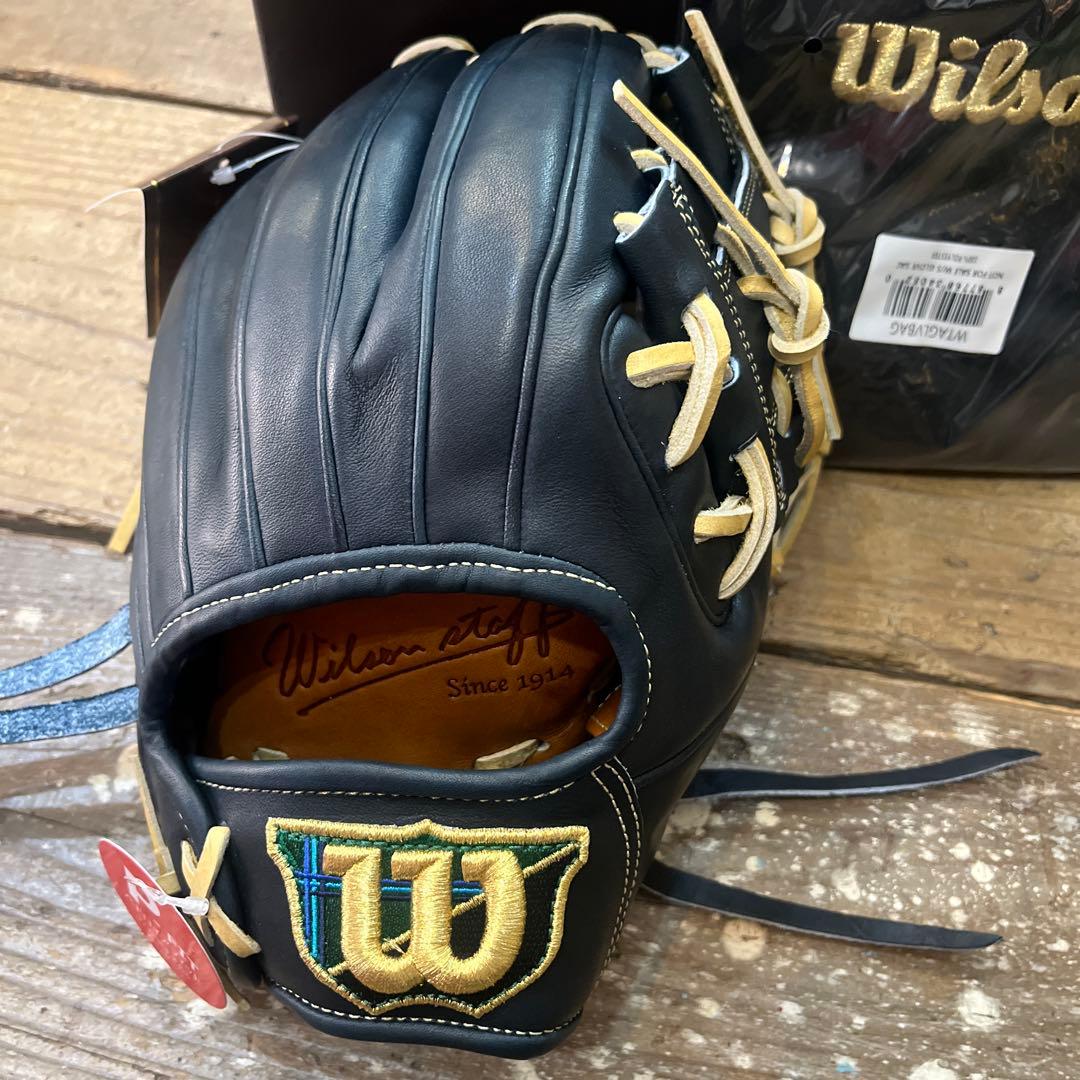 2025年秋冬モデルʕ•ᴥ•ʔ ウイルソン　硬式用グラブ 内野手用 右投用