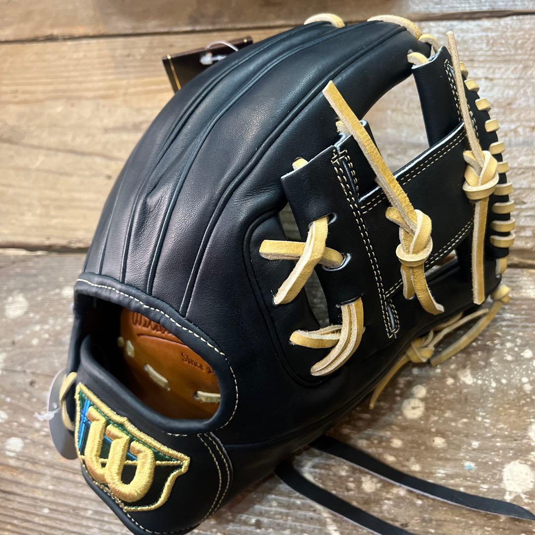 2025年秋冬モデルʕ•ᴥ•ʔ ウイルソン　硬式用グラブ 内野手用 右投用