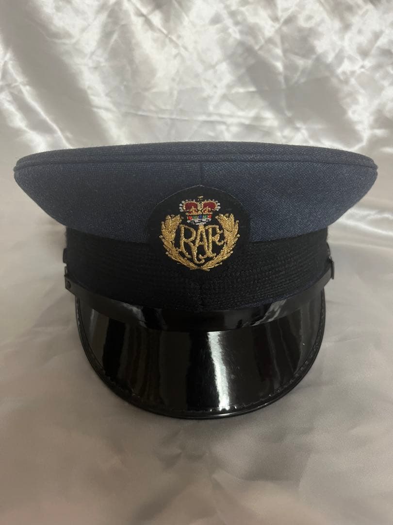 RAF  Air Force ピークドキャップ　放出品