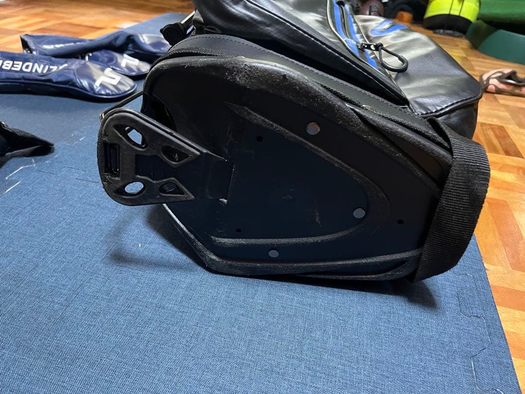 J.LINDEBERG キャディバッグ ヘッドカバーセット