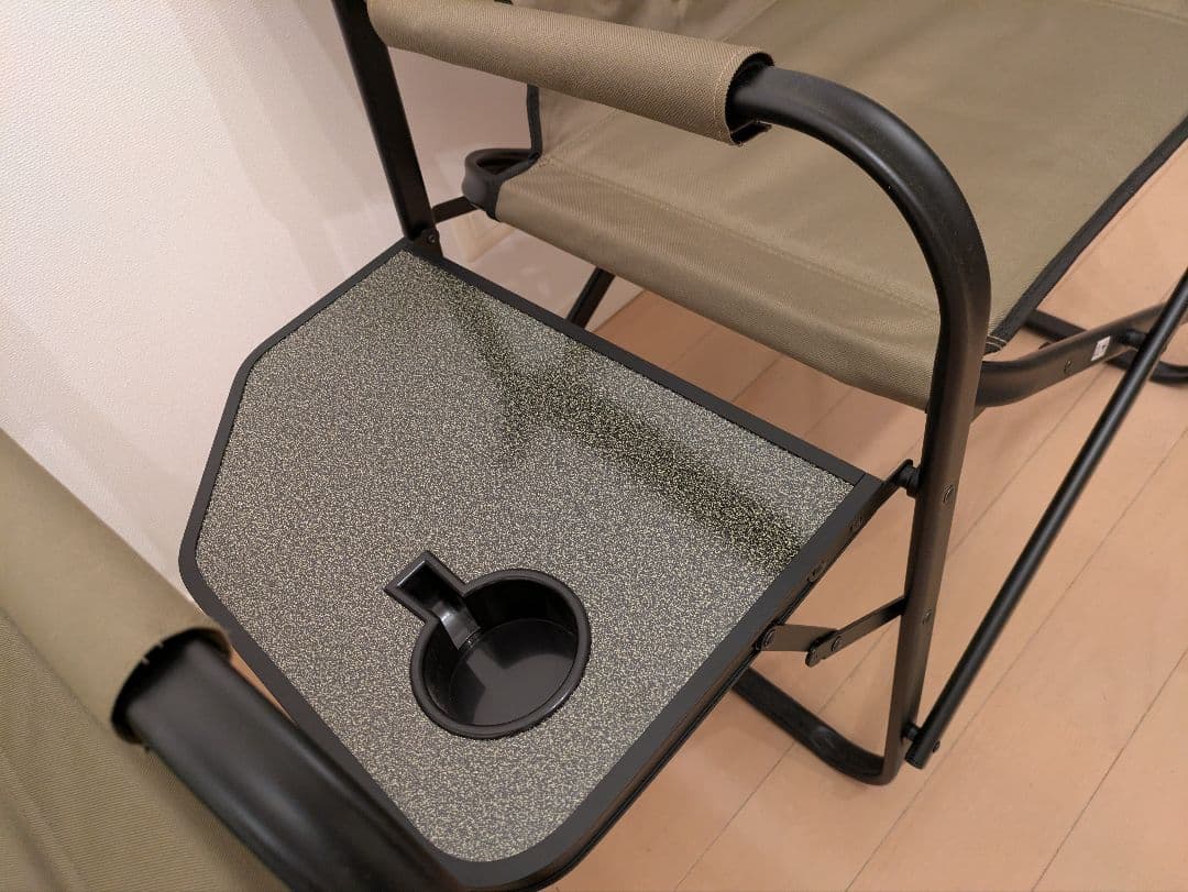 Coleman サイドテーブル付き折りたたみチェア