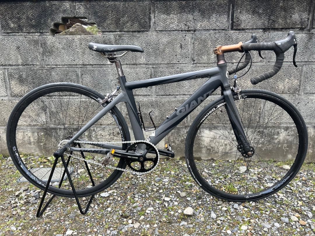 giant fcr ss ピスト　発送可能　シングル　Sサイズ　440mm