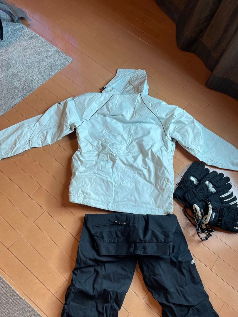 SALOMON スノーボードウェアセット