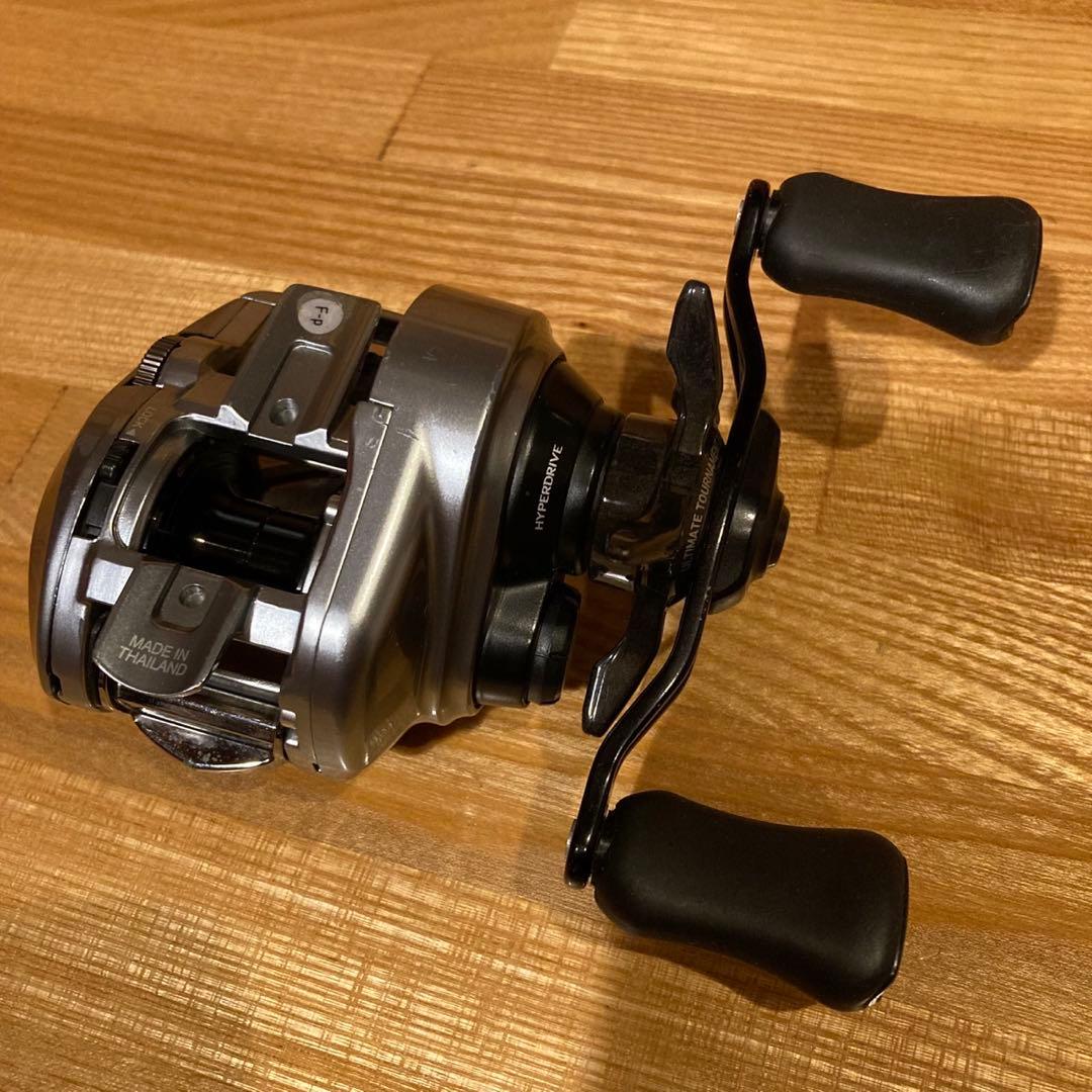 ALPHAS SV TW 7.1 ベイトリール 左ハンドル