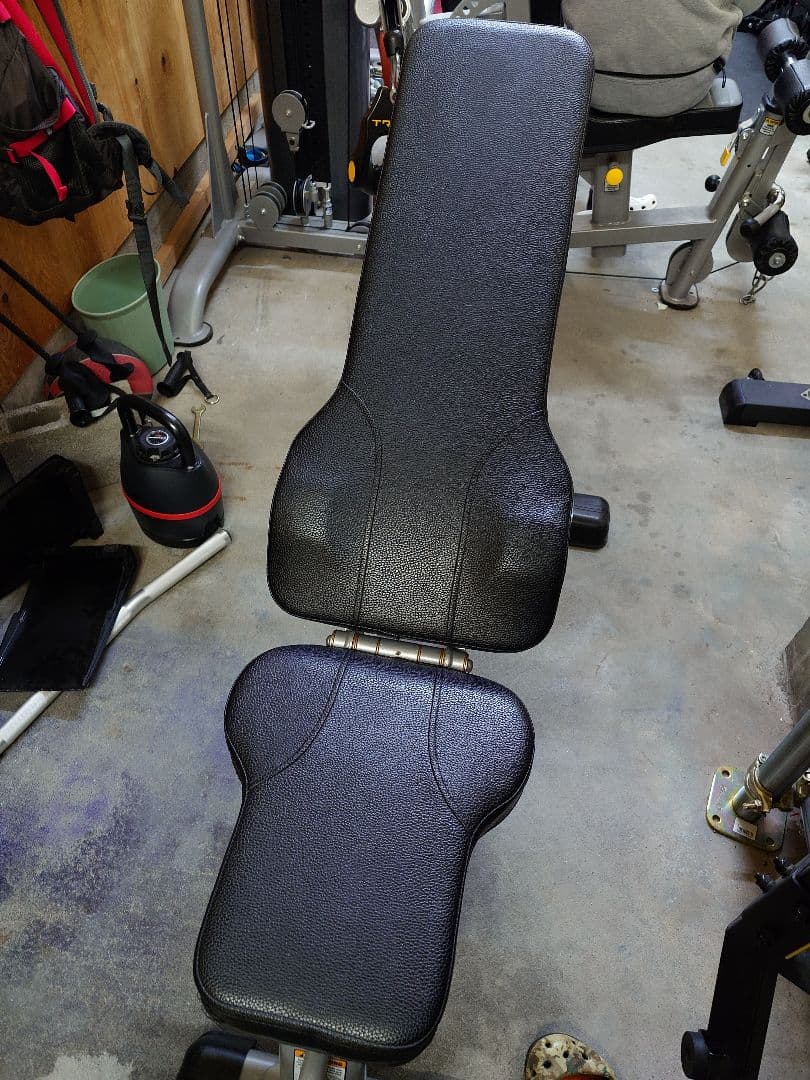 タフスタッフ　インクラインベンチ　アジャスタブルベンチ