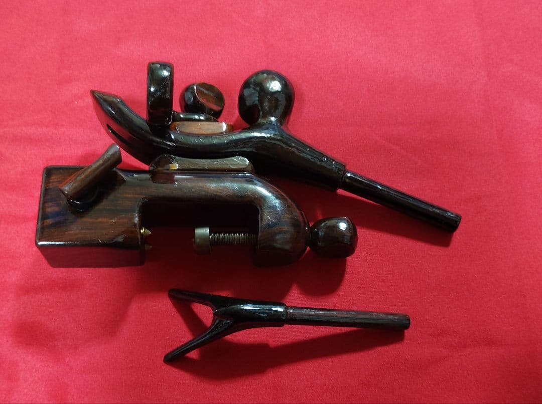 ヘラブナ釣り☆希少カウンター付き黒檀弓型万力☆竿枕付き★ラスト1点のみ★193