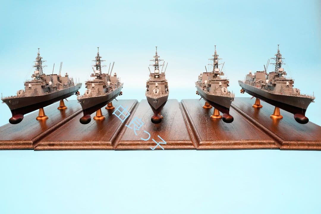1/350海上自衛隊たかなみ型護衛艦ロービジVer.5隻セット