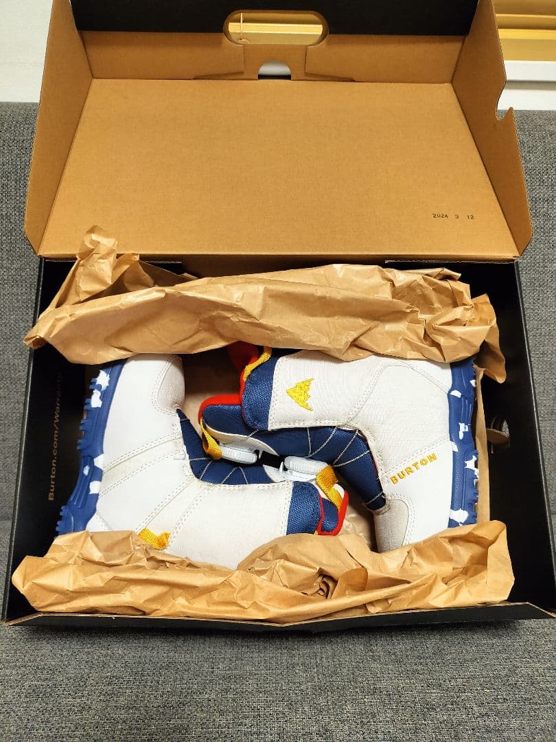 キッズ Burton グロム BOA スノーボードブーツ　 12C　18.5cm