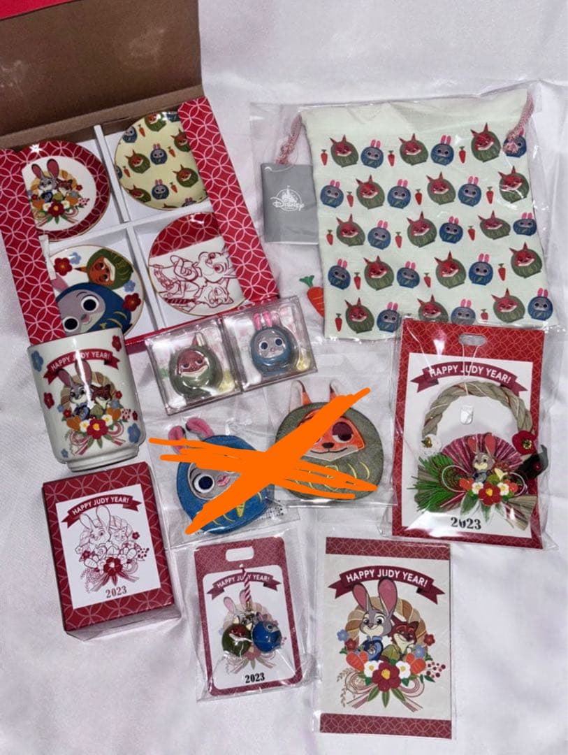 【新品未使用】ズートピア　ニック　ジュディ　お正月　だるまコレクション　セット