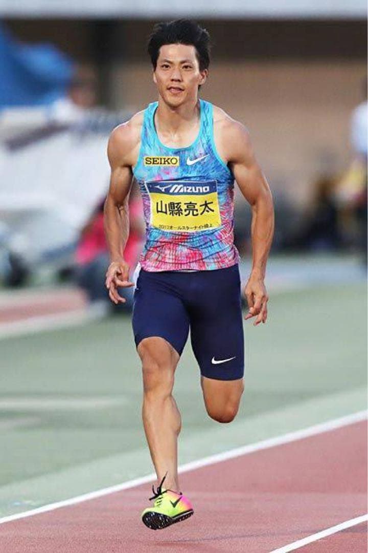 陸上用シャツ Nike pro elite singlet 2017