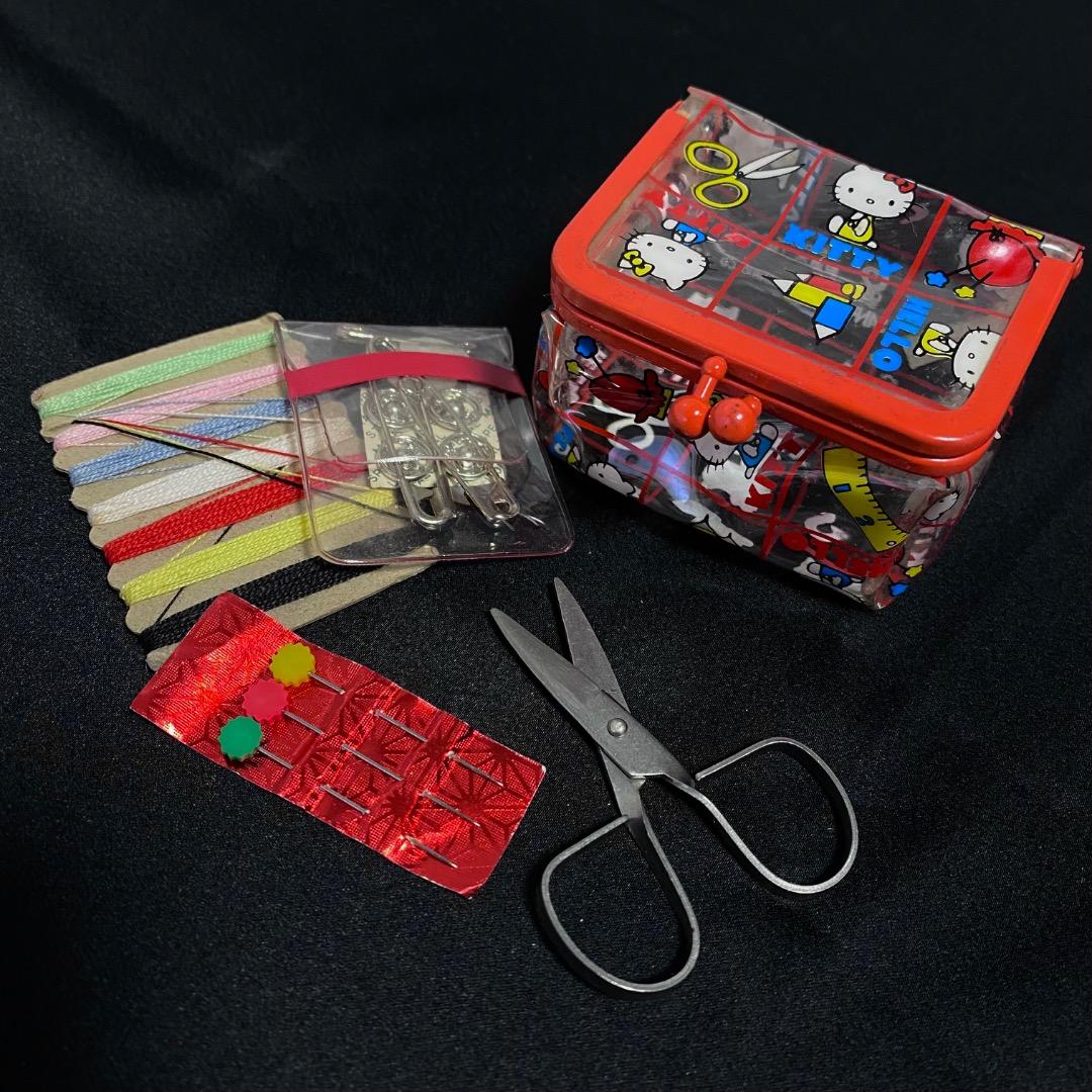 激レア　1975年　サンリオ ハローキティ がま口　ソーイングセット 昭和レトロ