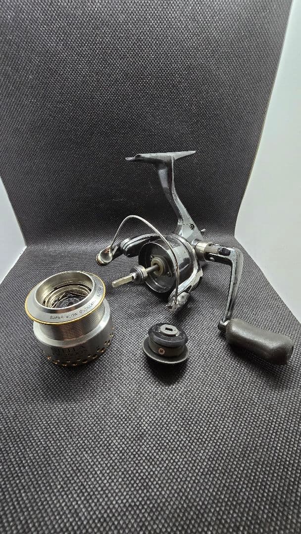 01 STELLA FW2500S simano スピニングリール