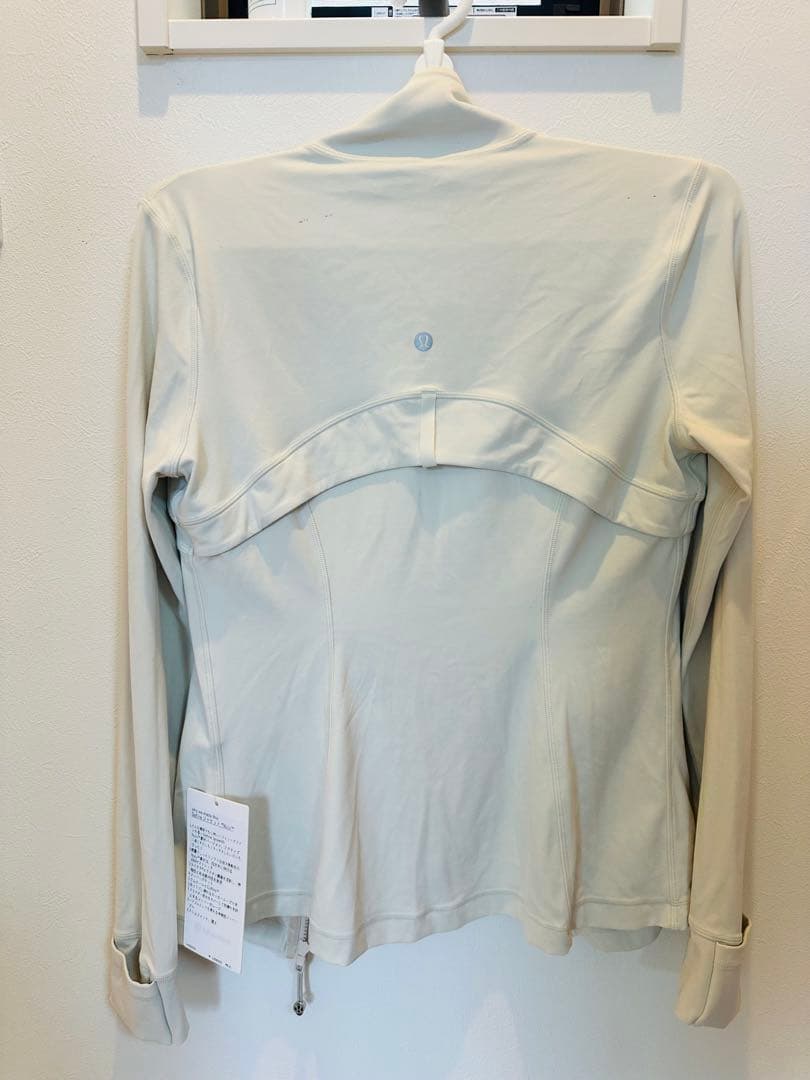 ⭐️新品未使用!ルルレモン〜✅Define ジャケット Nuluサイズ8⭕️