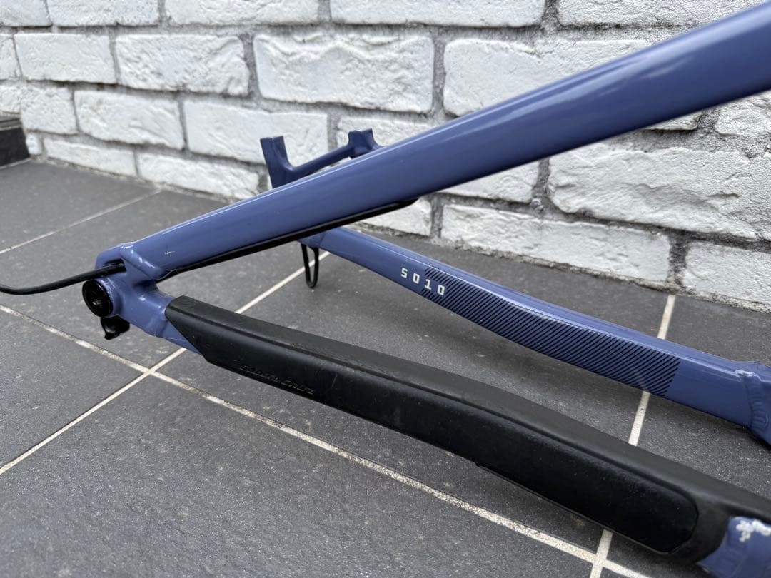 SANTA CRUZ 5010 V3 AL 2020 Mサイズ グレー 送料込み