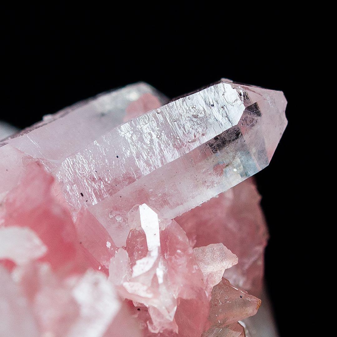 中国 ロードクロサイト 水晶 菱マンガン鉱 天然石 原石 鉱物標本 鉱石 720