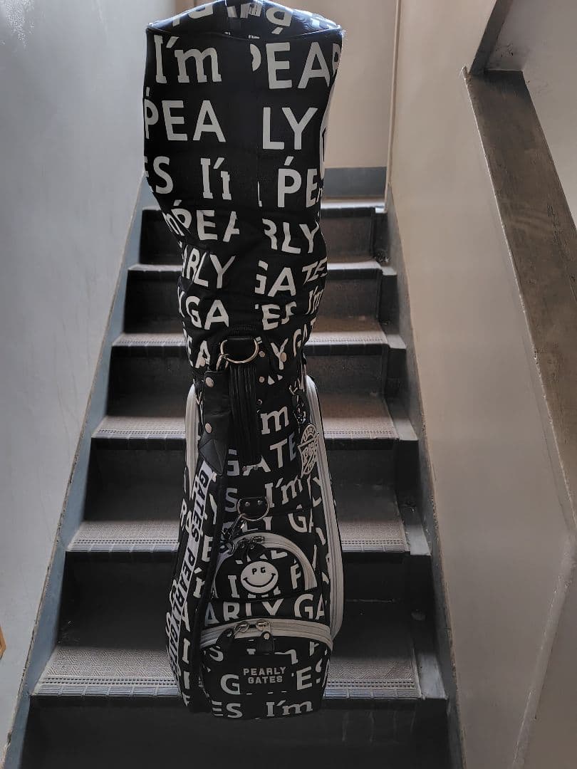 美品！PEARLY　GATES キャディバッグ ブラック/ホワイト