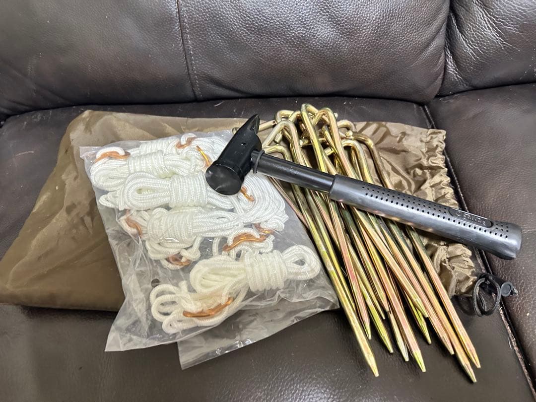 オガワ　　テント　トリアングロ