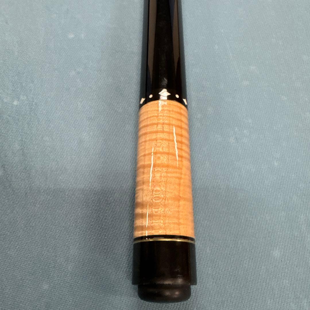 ブランド不明　極トラ目のカーリーメイプルキュー